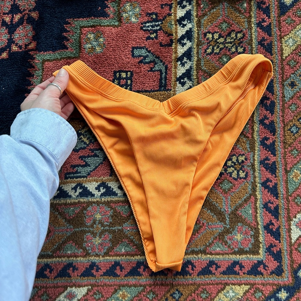 Orange Ribbed Bikini Set - Picture 4 of 13